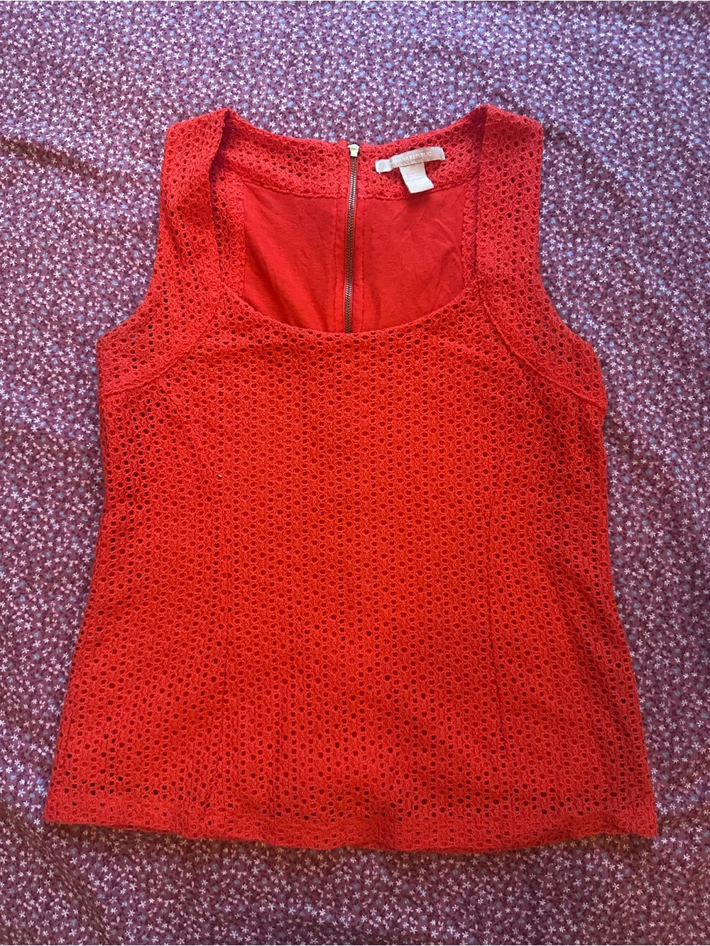 Banana Republic Red Eyelet Sleeveless Tank size 0